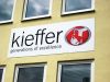 Schild in München von Kieffer 
aus Dibond und mit Digitaldruck beklebt 
von 089 Werbung 